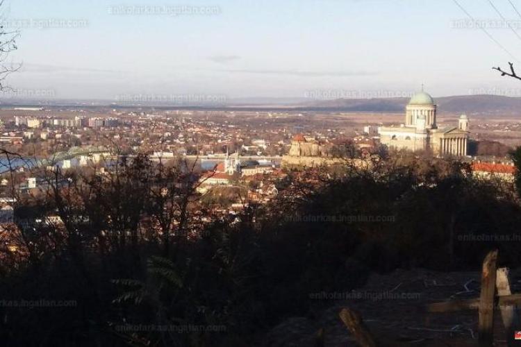 Esztergom, Hármasszikla utca
